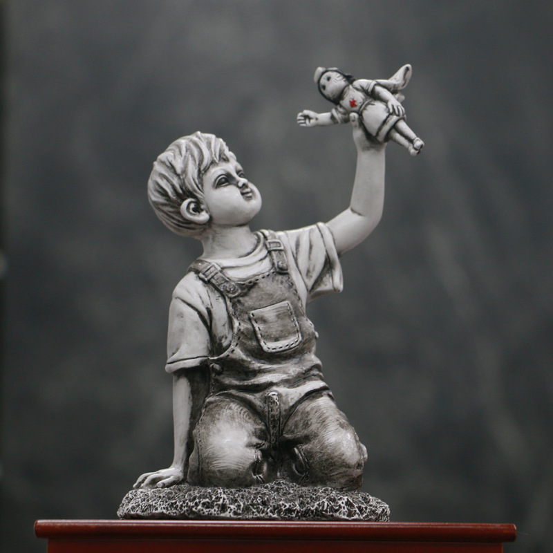 Banksy Statuette Art Crafts Tr - đánh giá và giá Resin Art Wedding Gift